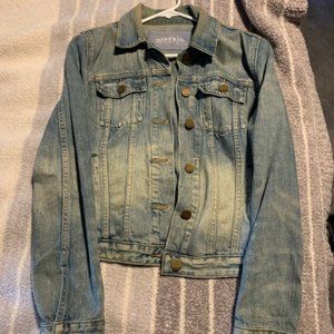 Medium Gap Jean Jacket